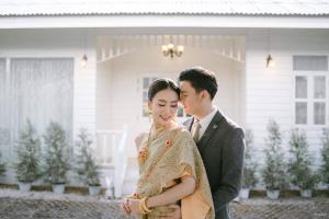 ชุดไทยเจ้าสาว ชุดไทยจักรพรรดิ์ เช่าที่แบมบี้ เวดดิ้ง ห้วยขวาง